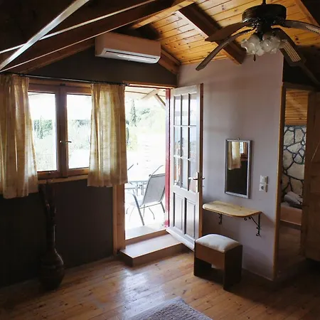 בית נופש Hara's View לאסי